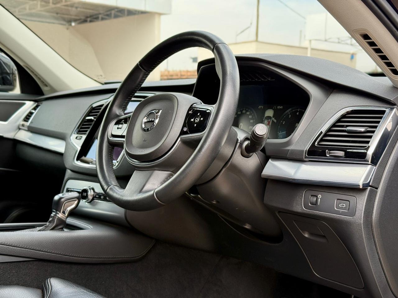 VOLVO XC90 T5 POLESTAR thumbnail 8
