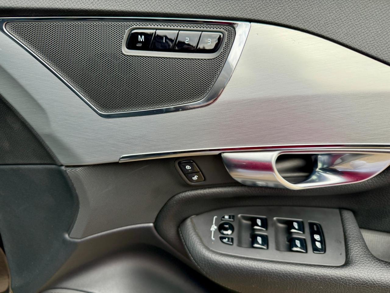 VOLVO XC90 T5 POLESTAR thumbnail 12