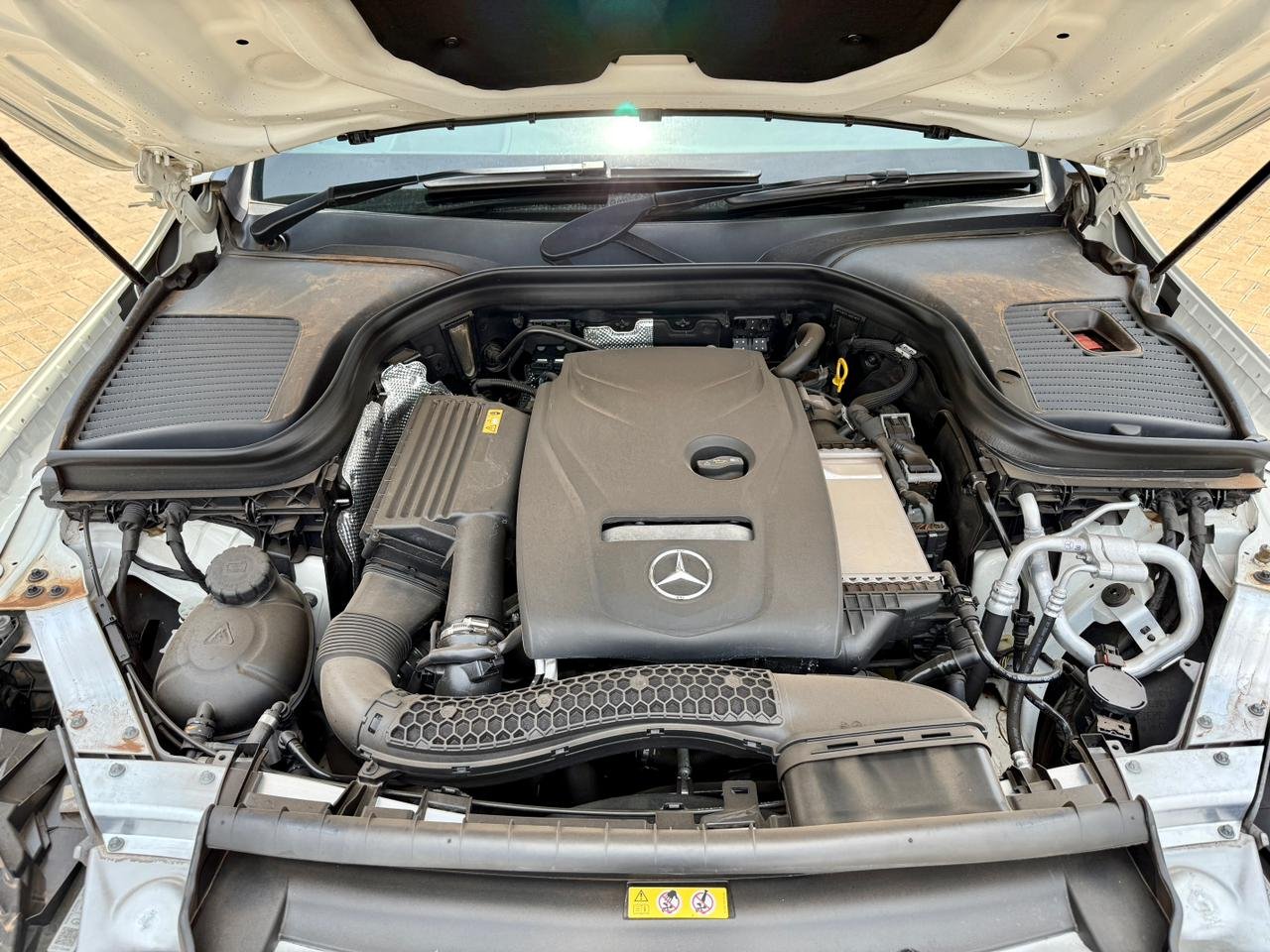 MERCEDES BENZ GLC 250 4MATIC COUPE thumbnail 21