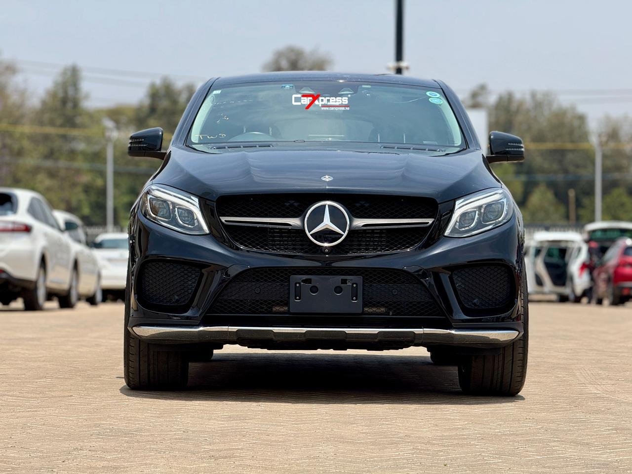 MERCEDES BENZ GLE350d 4MATIC COUPE thumbnail 3