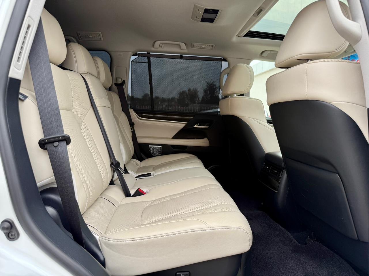 LEXUS LX570 thumbnail 17