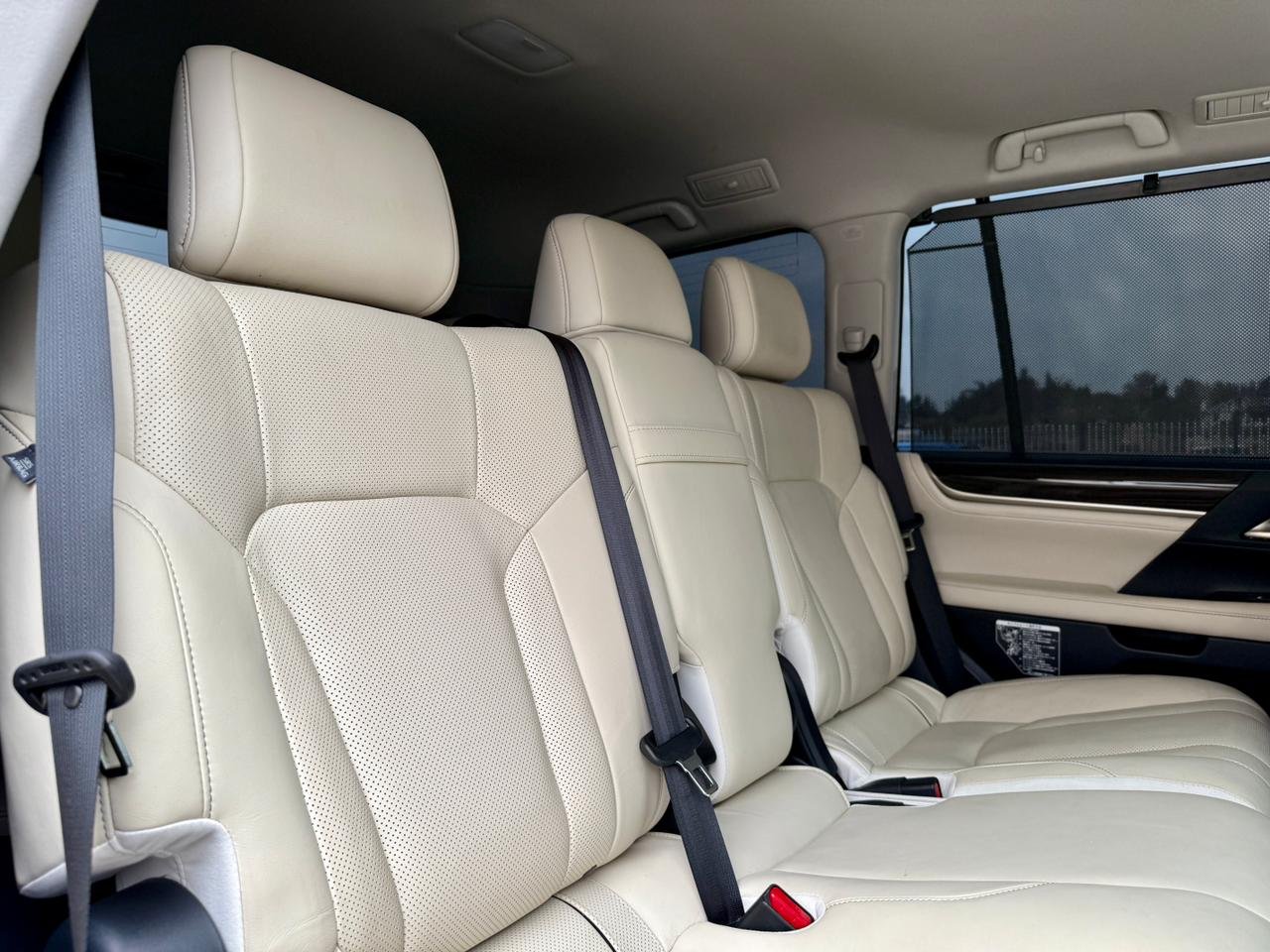 LEXUS LX570 thumbnail 18
