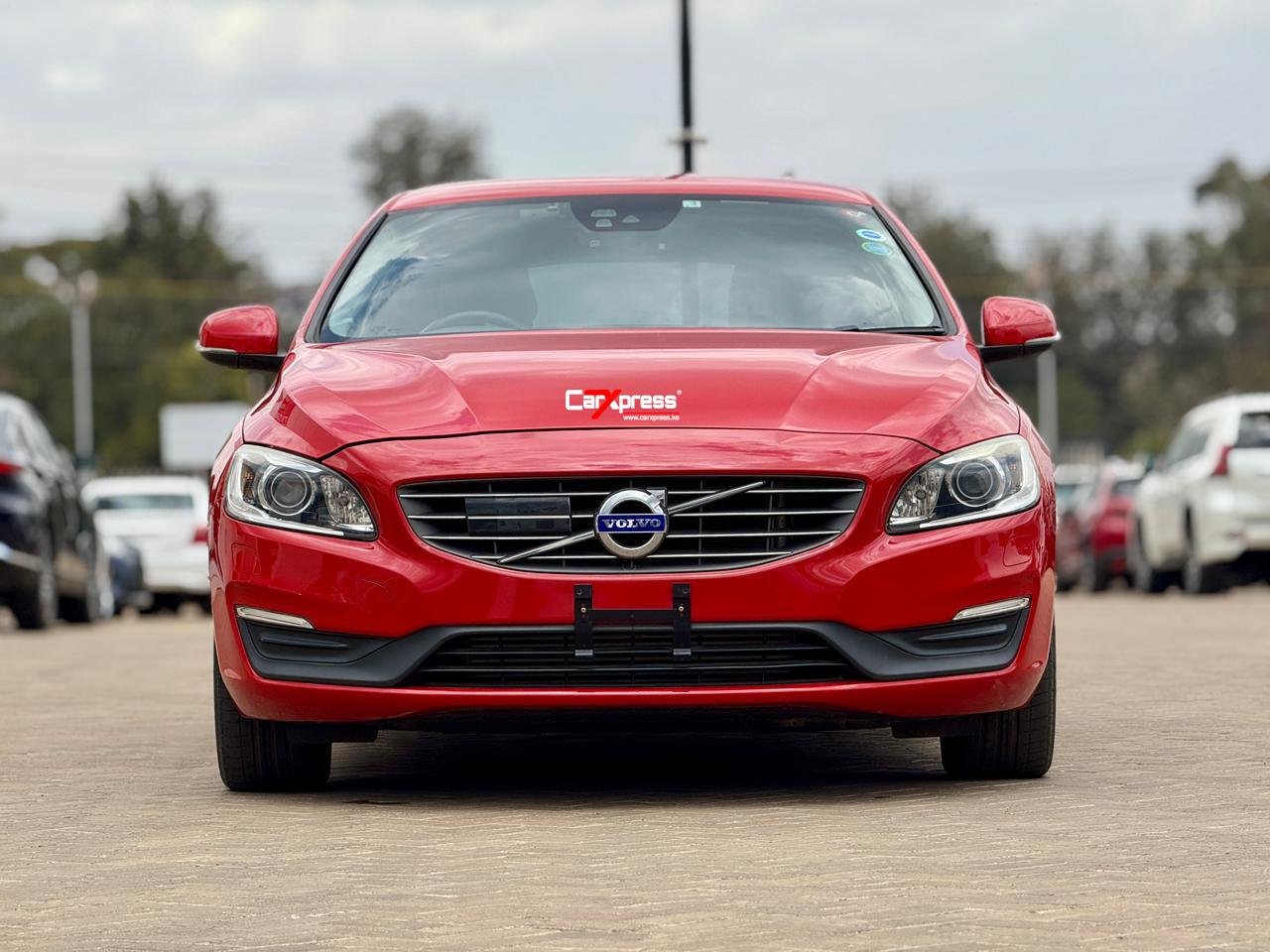 VOLVO V60 T3 thumbnail 3