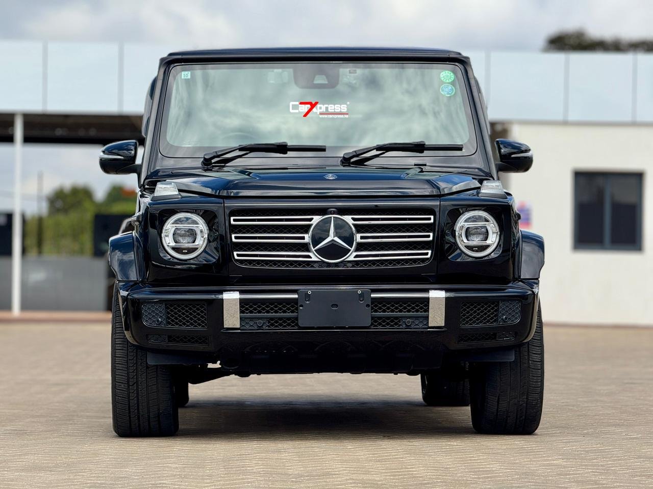 MERCEDES BENZ G350d G-WAGON thumbnail 3