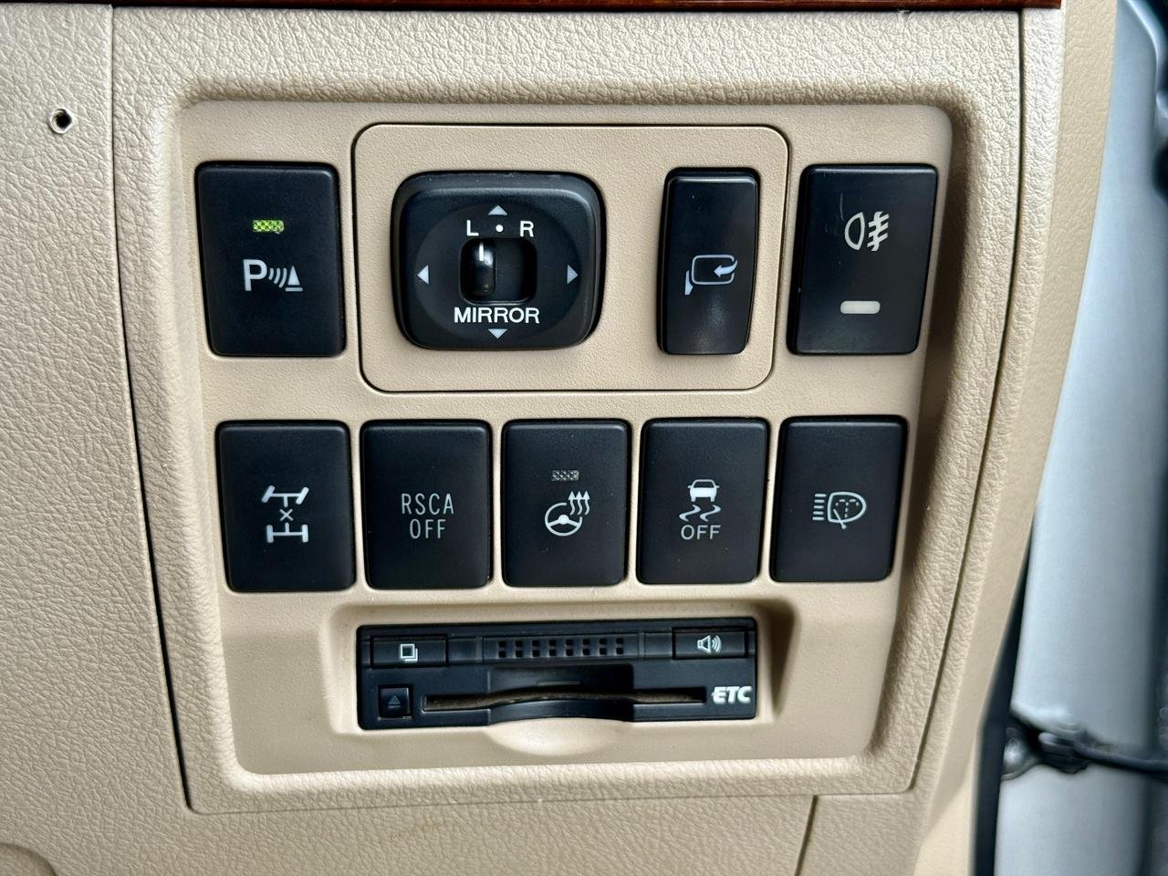 TOYOTA LAND CRUISER ZX V8 thumbnail 15