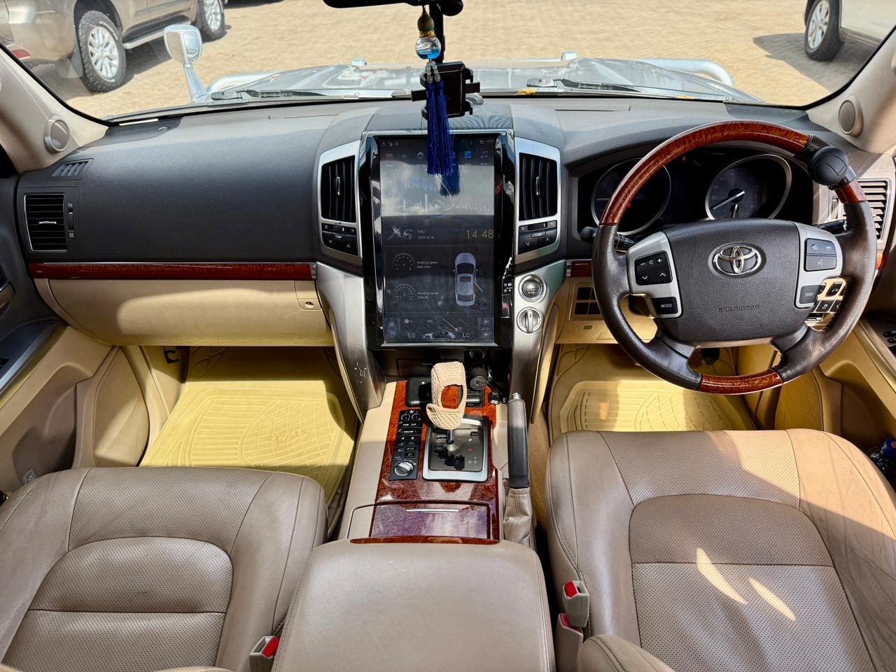 TOYOTA LAND CRUISER ZX V8 thumbnail 11