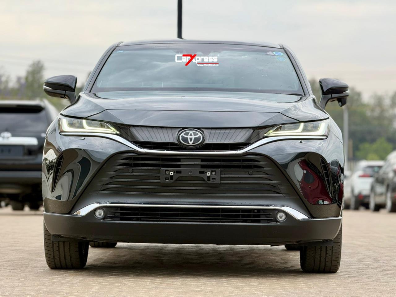 TOYOTA HARRIER Z LEATHER PACKAGE thumbnail 3