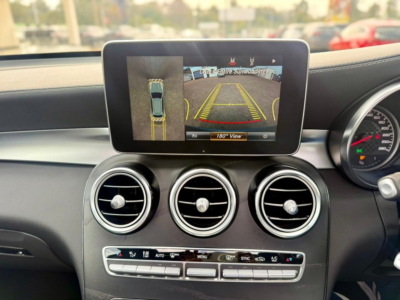 MERCEDES BENZ AMG GLC 43 4MATIC thumbnail 10