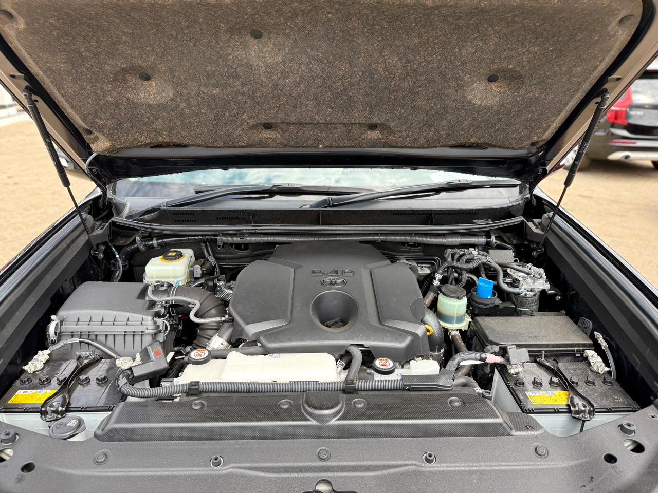 TOYOTA LAND CRUISER PRADO TXL thumbnail 18