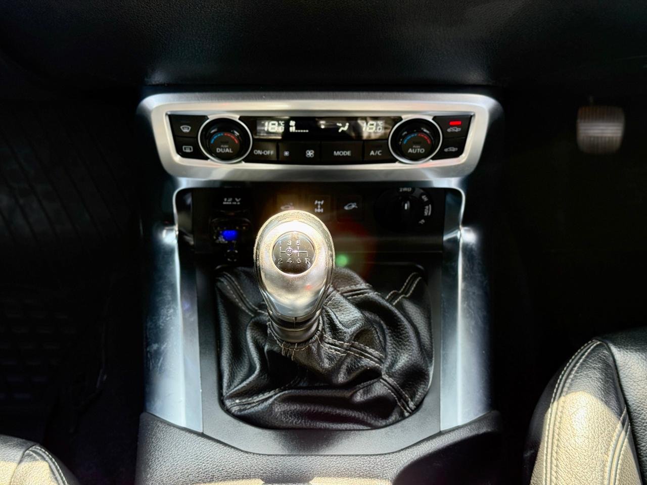 MERCEDES BENZ X250d 4MATIC thumbnail 12