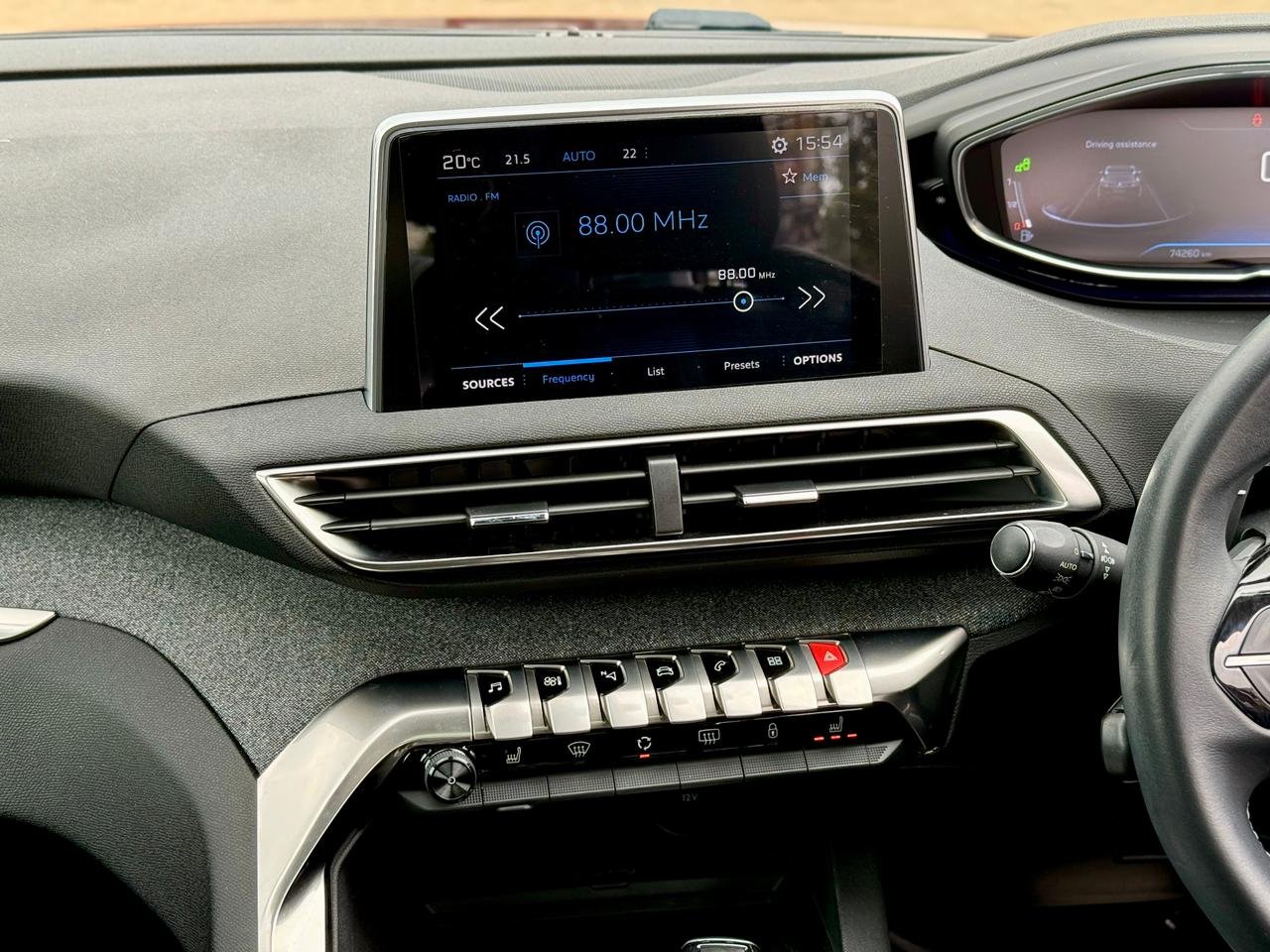 PEUGEOT 3008 CROSSWAY EDITION thumbnail 10