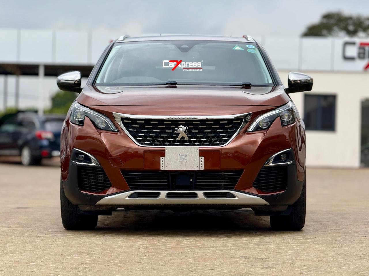 PEUGEOT 3008 CROSSWAY EDITION thumbnail 3