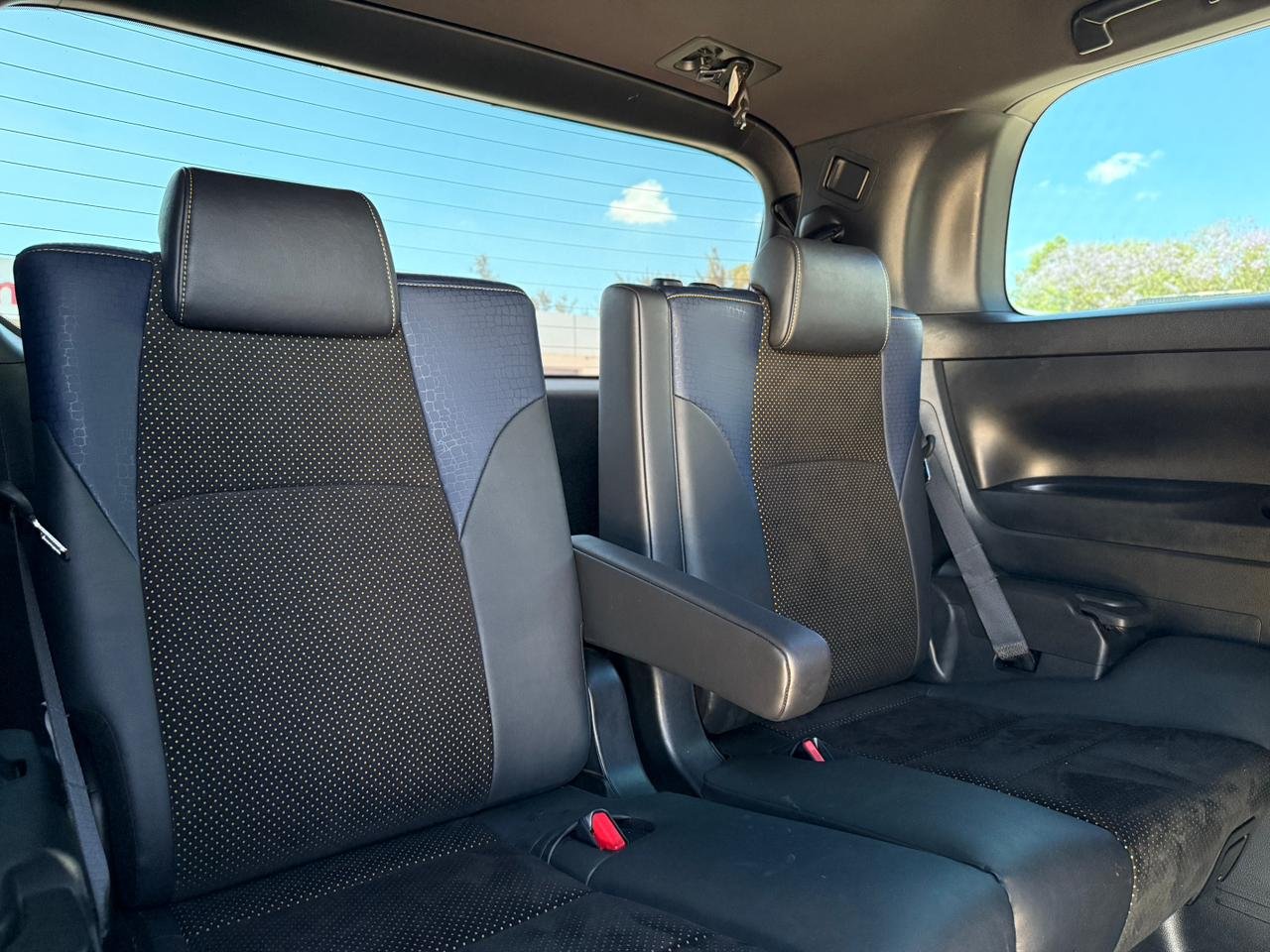 TOYOTA VELLFIRE thumbnail 12