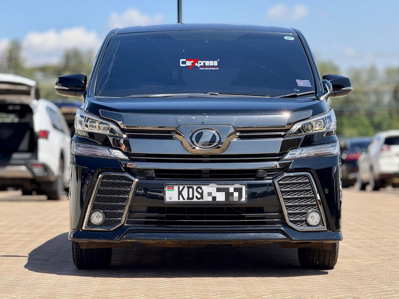 TOYOTA VELLFIRE thumbnail 3