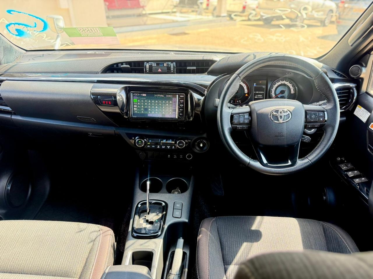 TOYOTA HILUX DOUBLE CAB thumbnail 8
