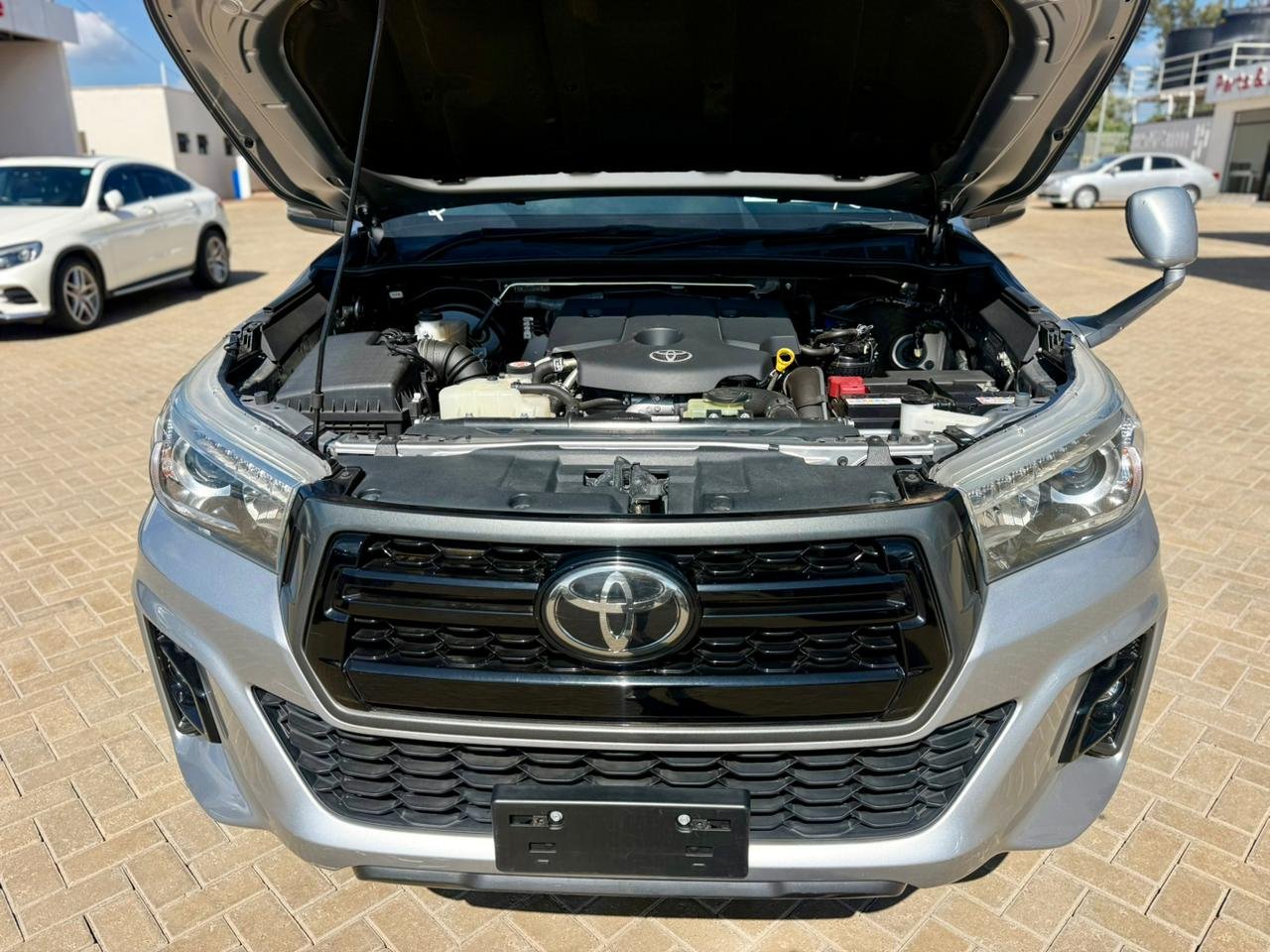 TOYOTA HILUX DOUBLE CAB thumbnail 14