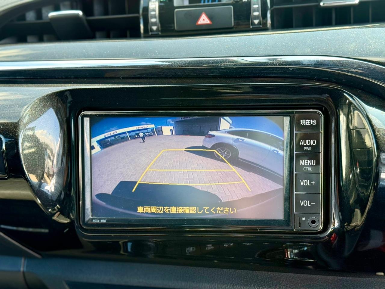 TOYOTA HILUX DOUBLE CAB thumbnail 10