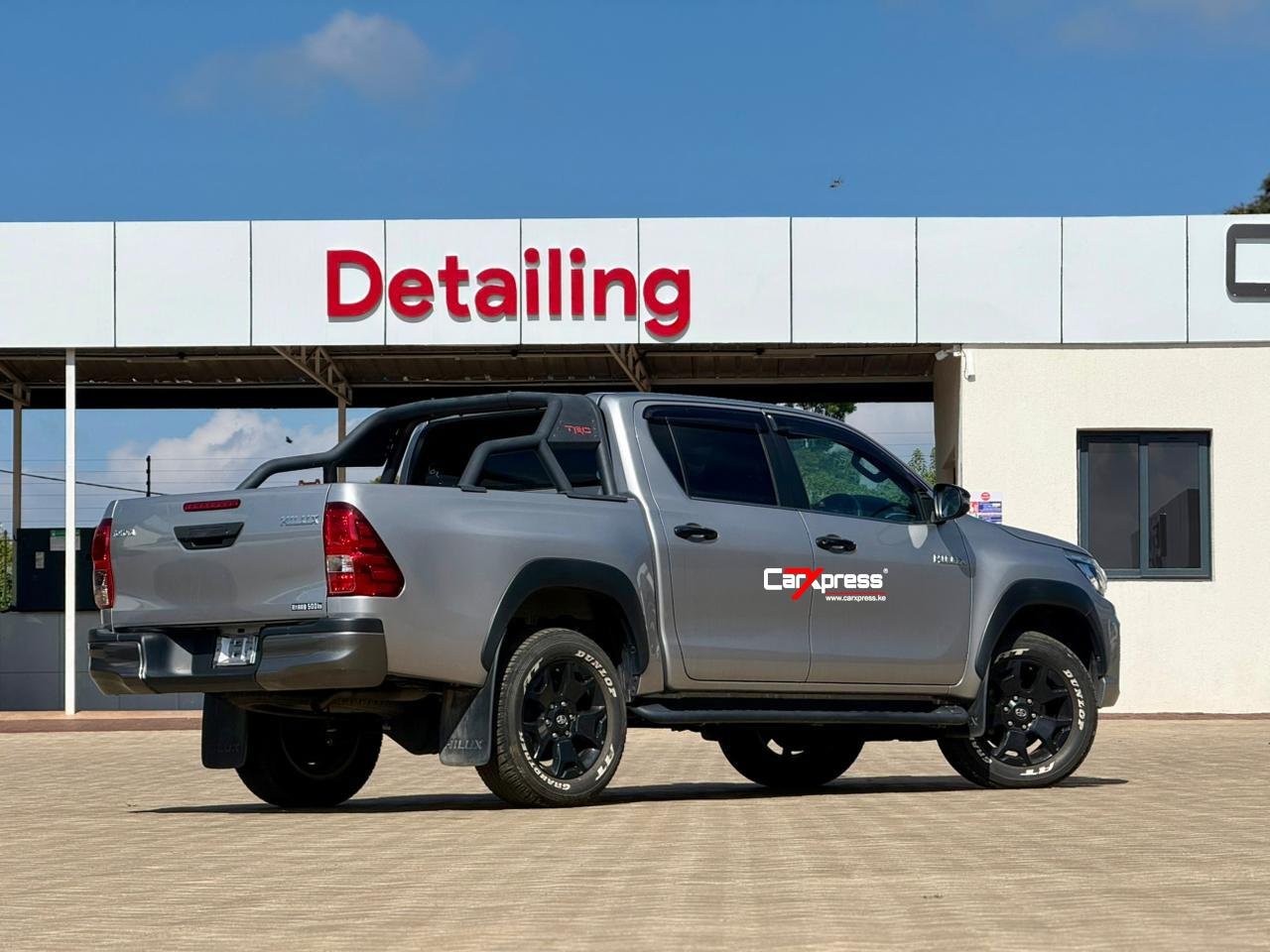 TOYOTA HILUX DOUBLE CAB thumbnail 6