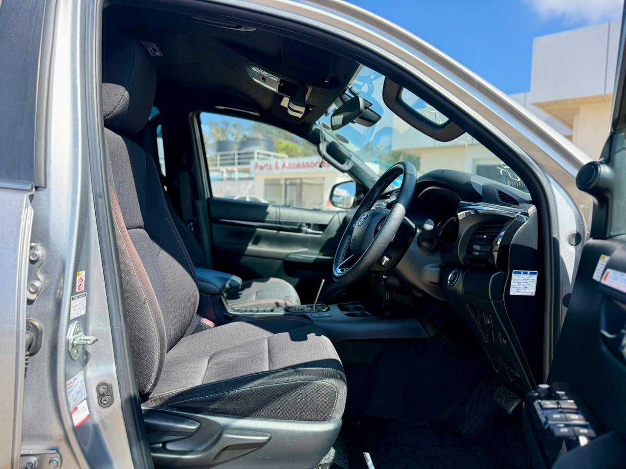 TOYOTA HILUX DOUBLE CAB thumbnail 7