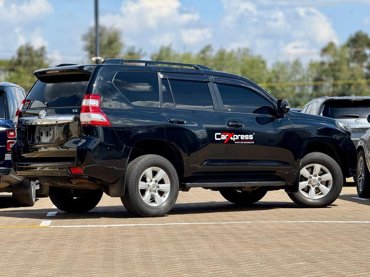 TOYOTA LAND CRUISER PRADO TX thumbnail 6