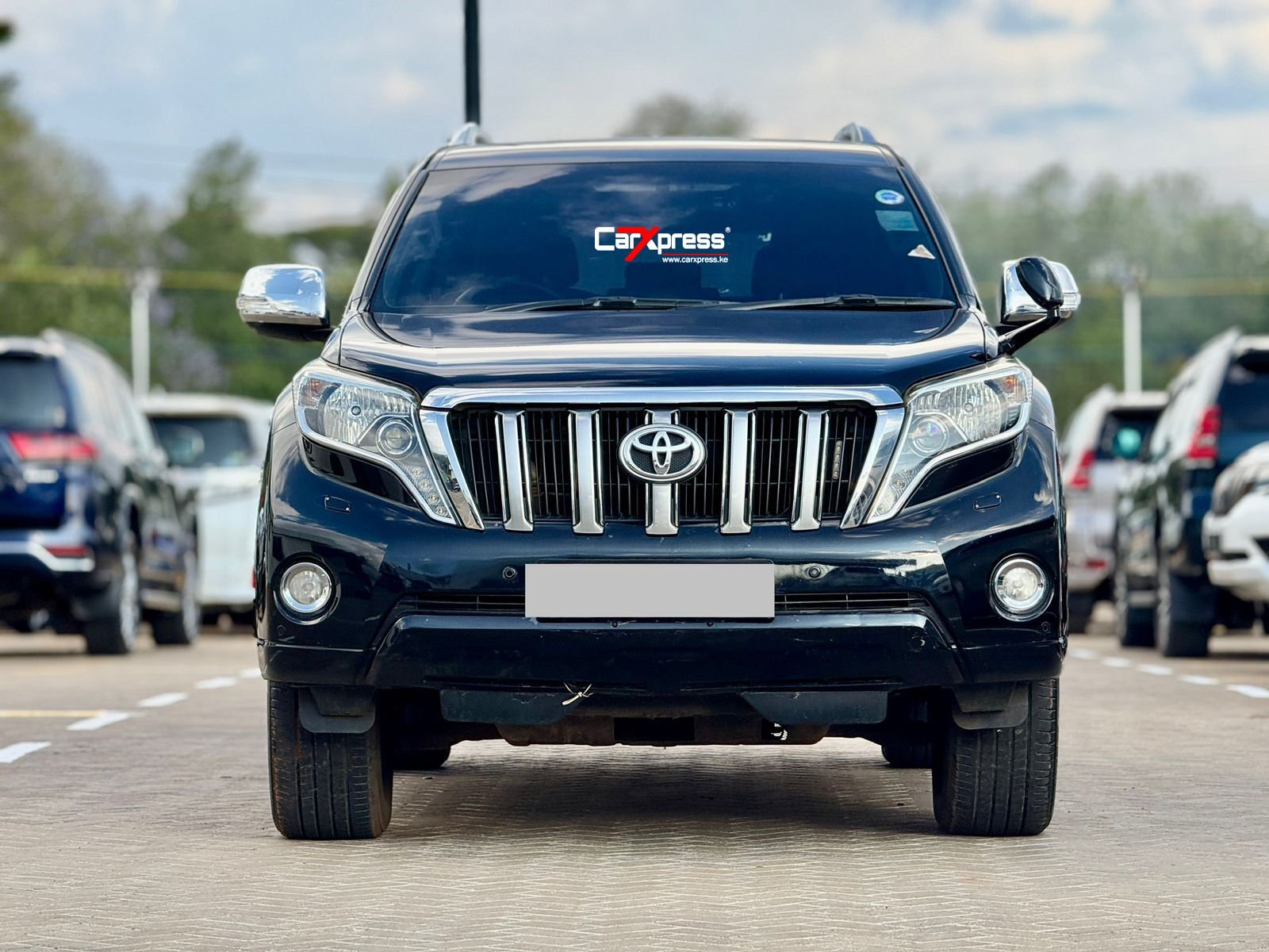 TOYOTA LAND CRUISER PRADO TX.L thumbnail 3