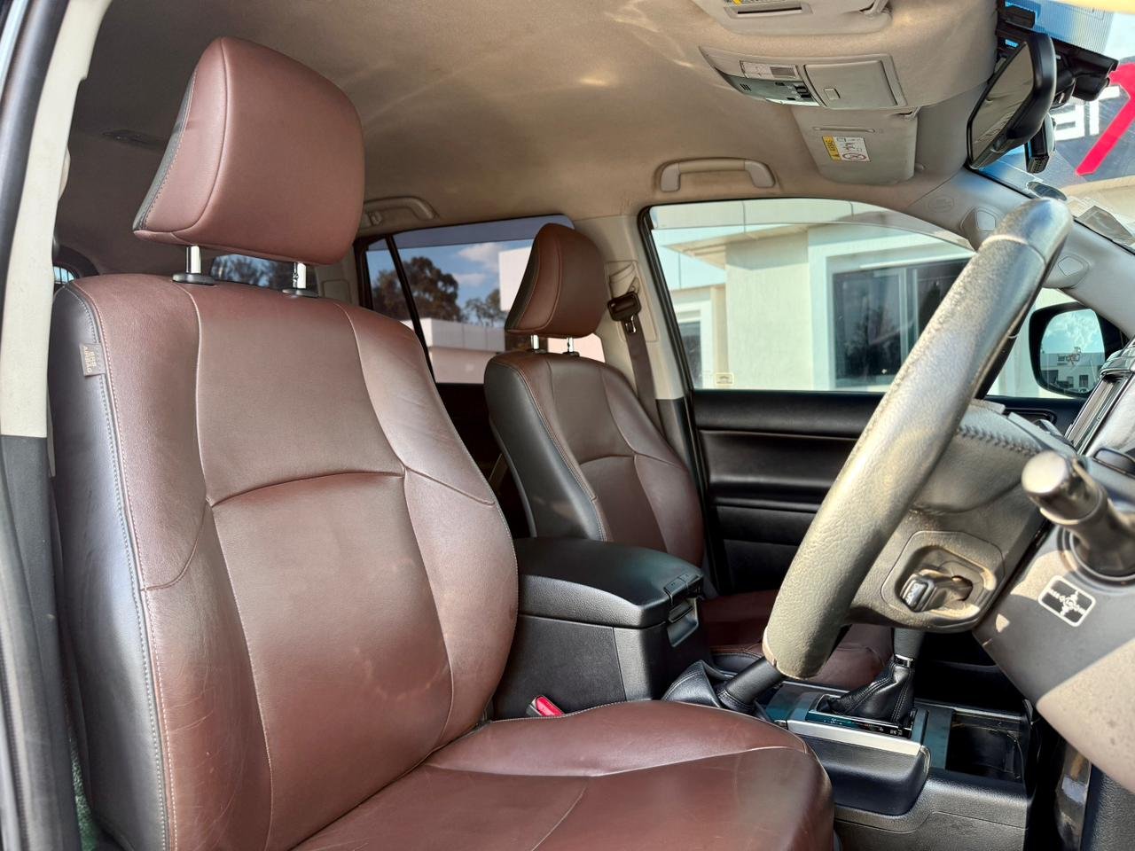 TOYOTA LAND CRUISER PRADO TX.L thumbnail 8