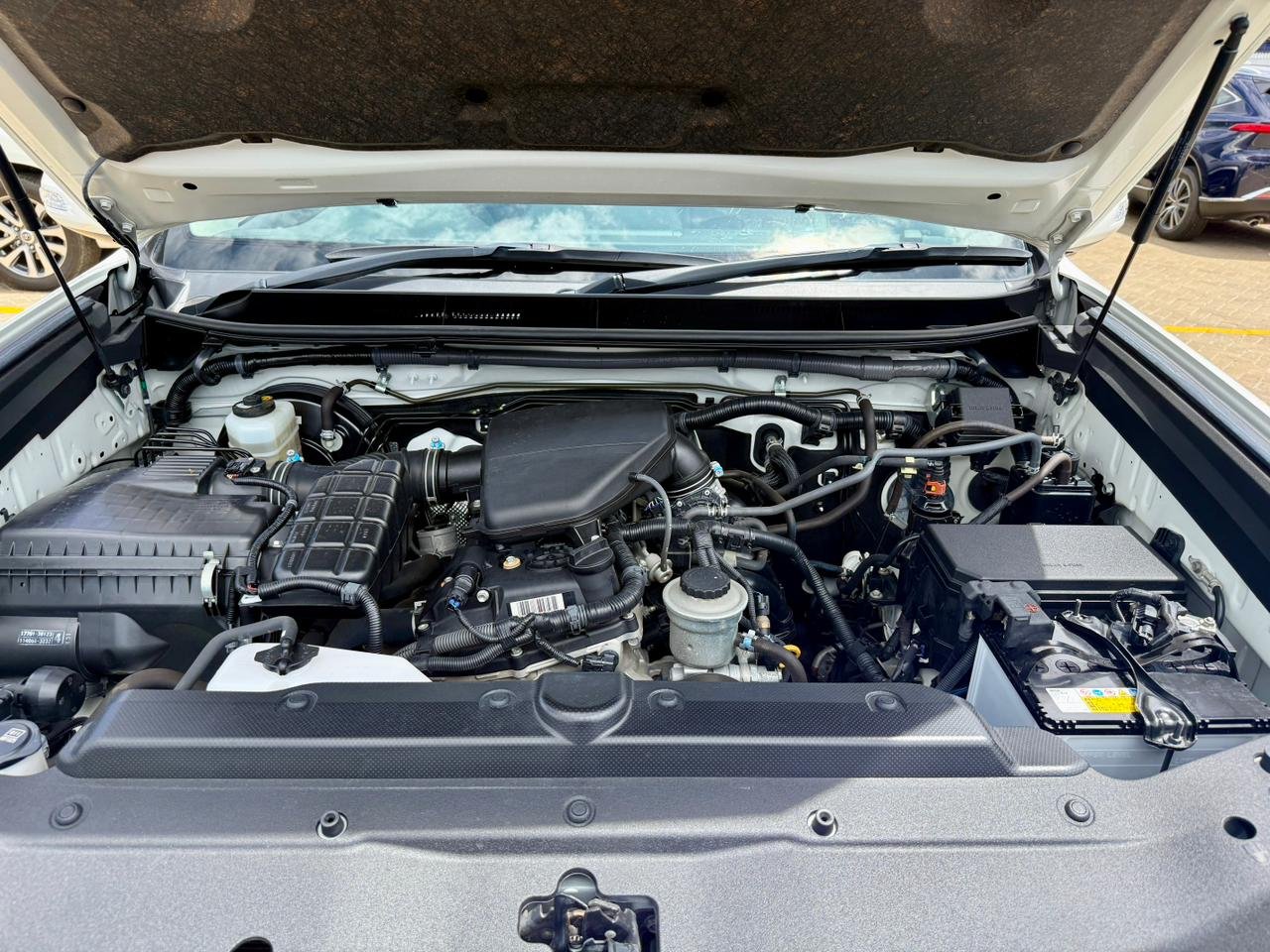 TOYOTA LAND CRUISER PRADO TX thumbnail 17