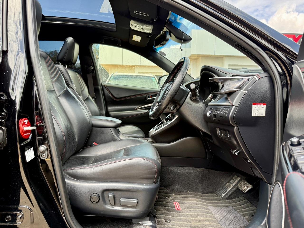 TOYOTA HARRIER thumbnail 7