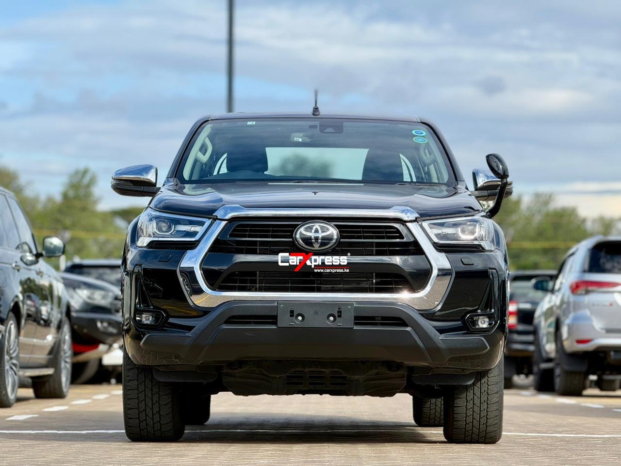 TOYOTA HILUX DOUBLE CAB thumbnail 3
