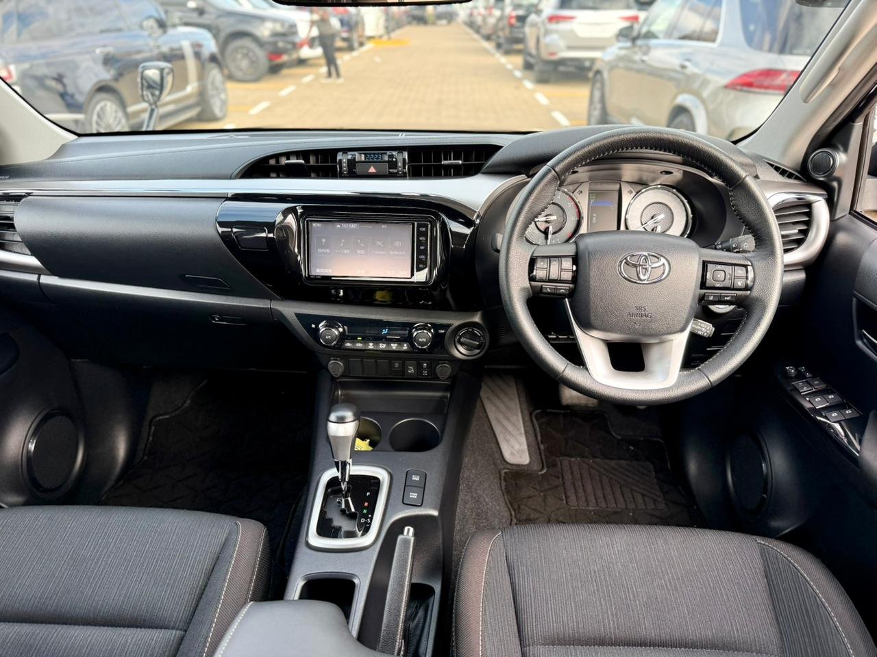 TOYOTA HILUX DOUBLE CAB thumbnail 9