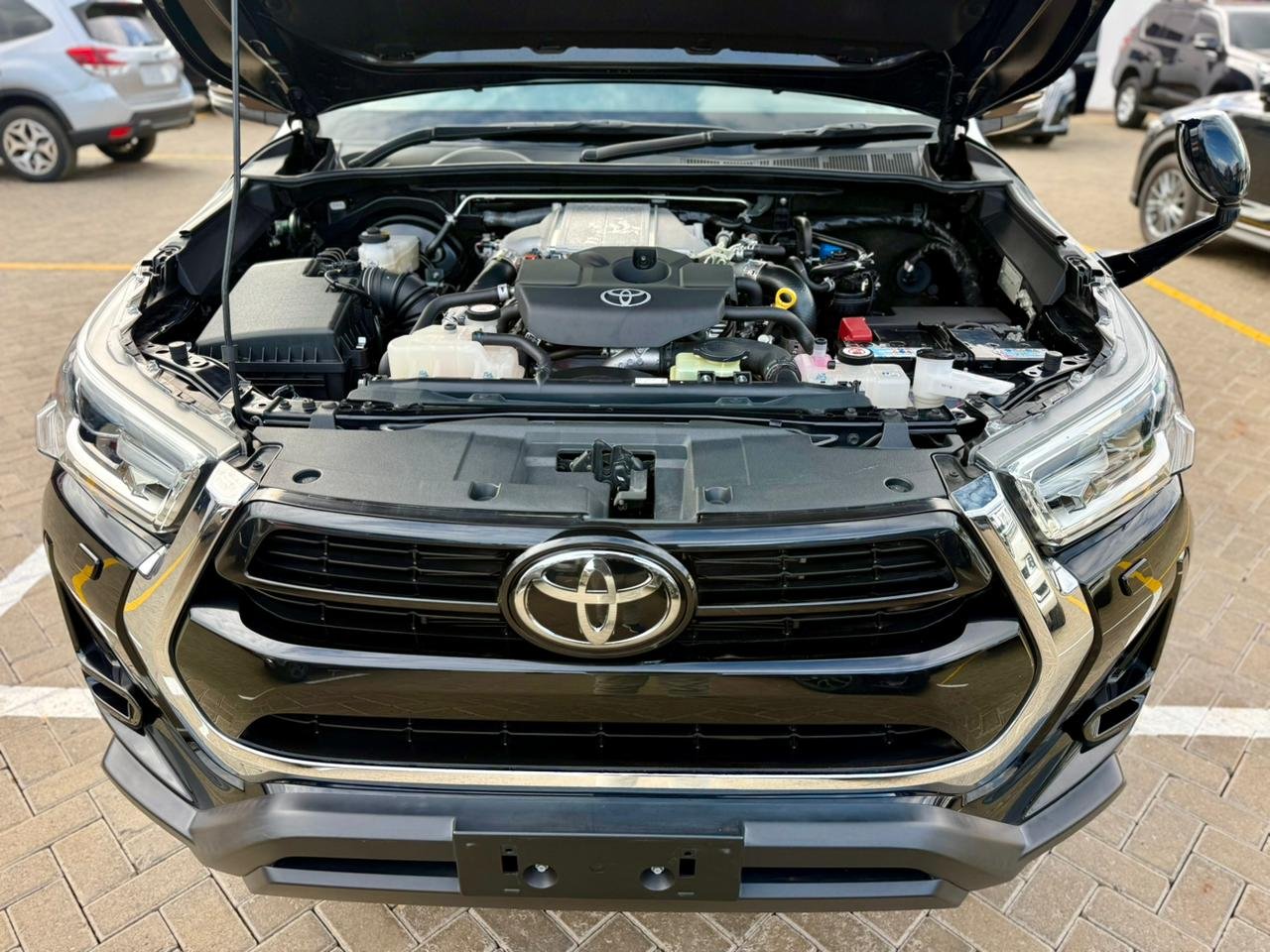 TOYOTA HILUX DOUBLE CAB thumbnail 17