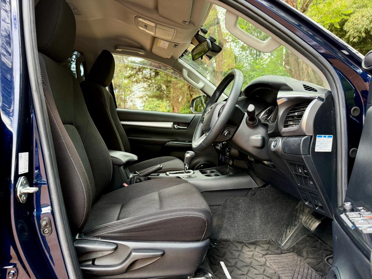 TOYOTA HILUX DOUBLE CAB thumbnail 7