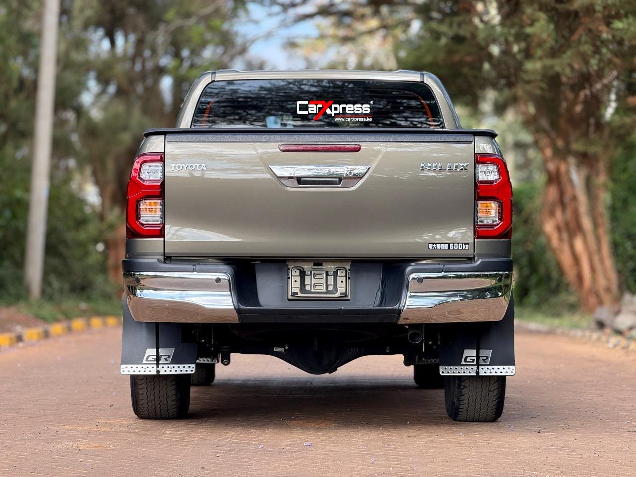 TOYOTA HILUX DOUBLE CAB thumbnail 4