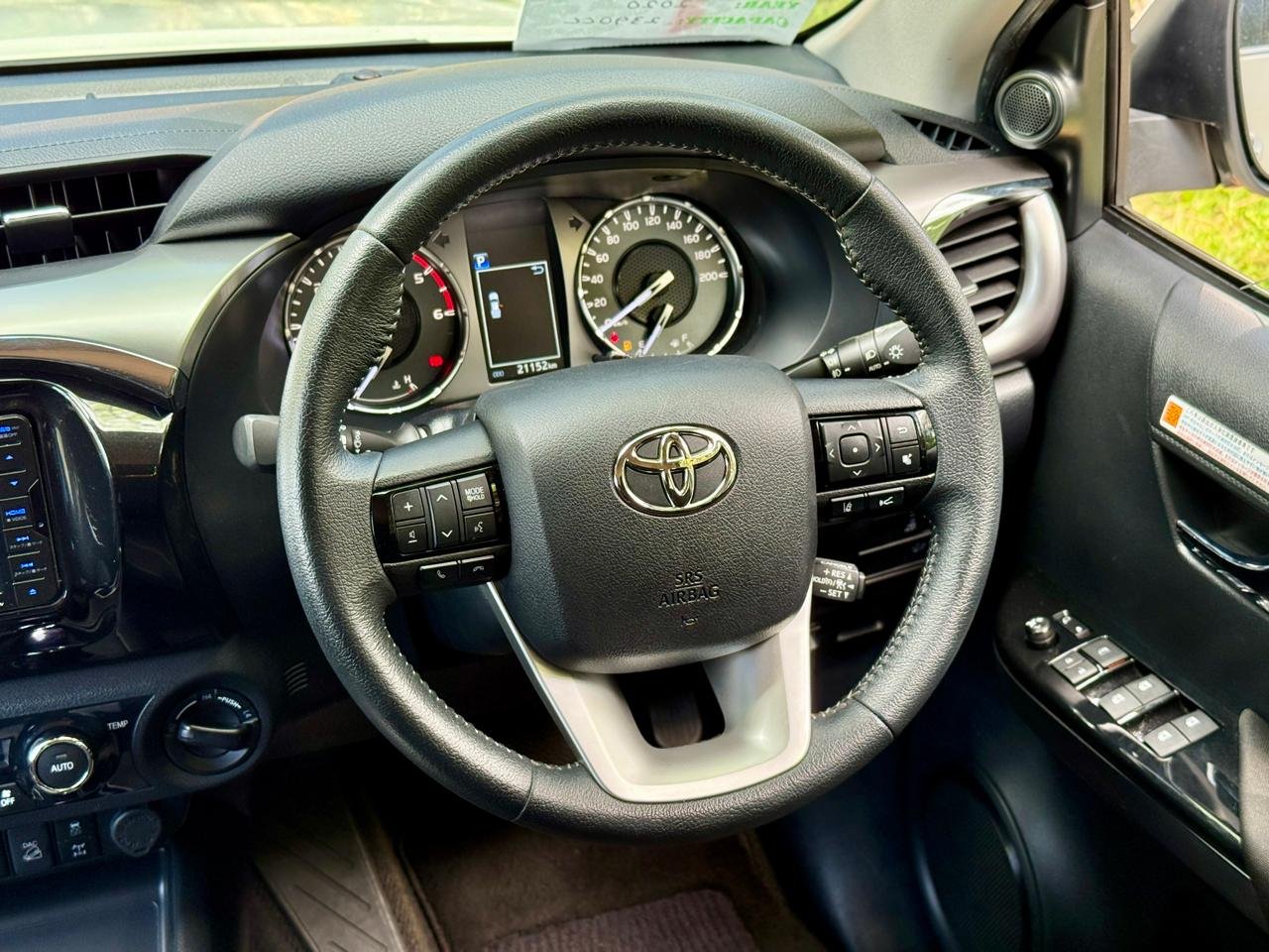 TOYOTA HILUX DOUBLE CAB thumbnail 12