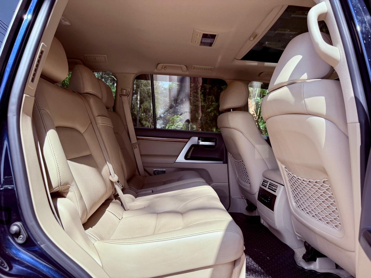 TOYOTA LANDCRUISER V8  200 SERIES. thumbnail 13