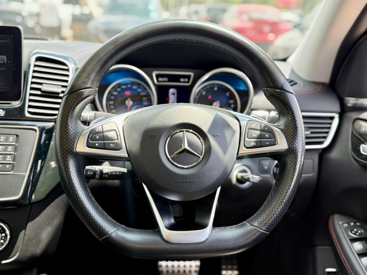 MERCEDES BENZ GLE350d COUPE thumbnail 12