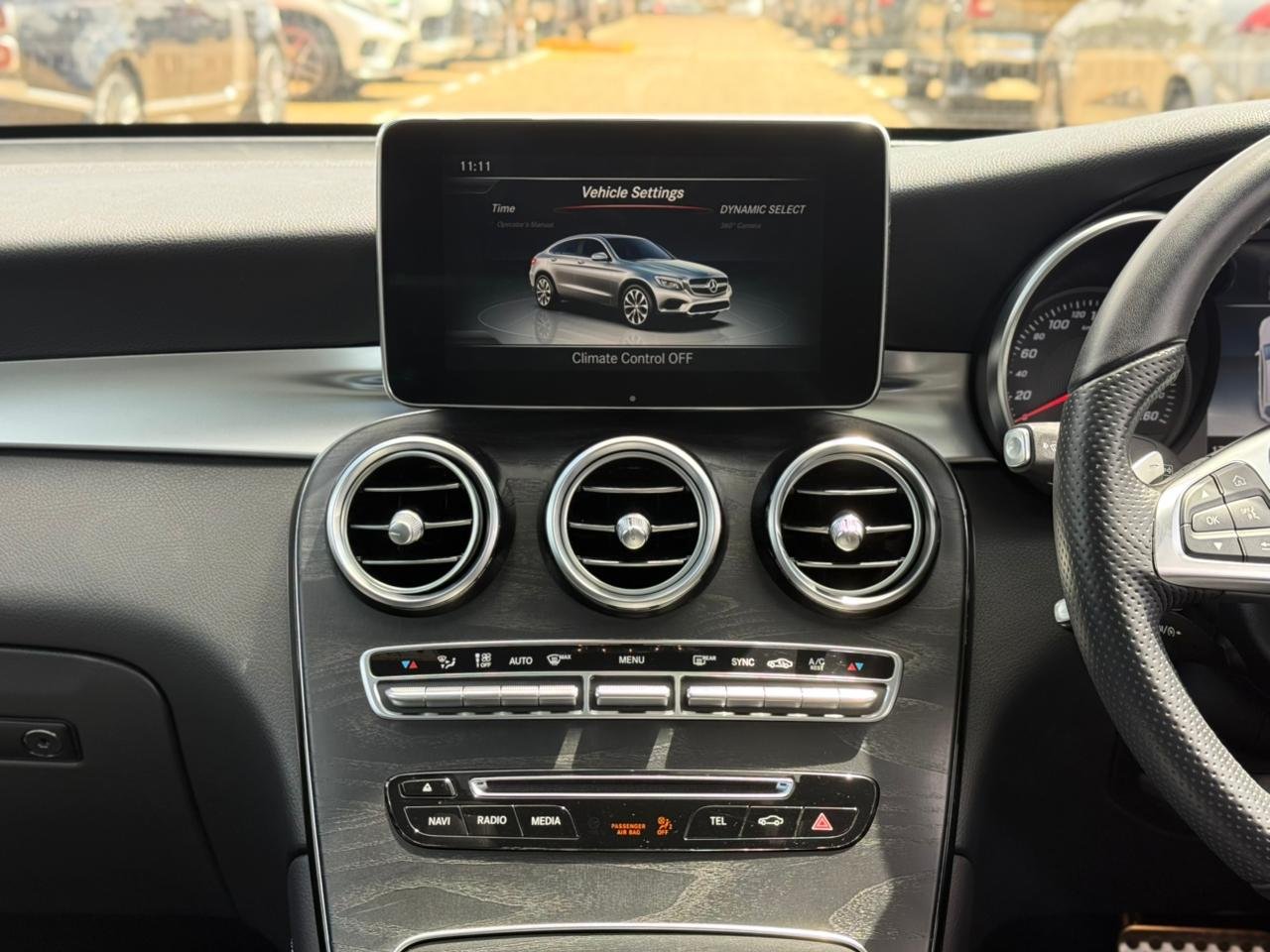 MERCEDES BENZ GLC 250 4MATIC thumbnail 9