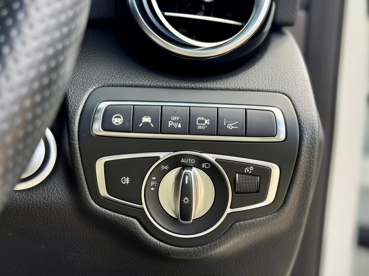 MERCEDES BENZ GLC 250 4MATIC thumbnail 11