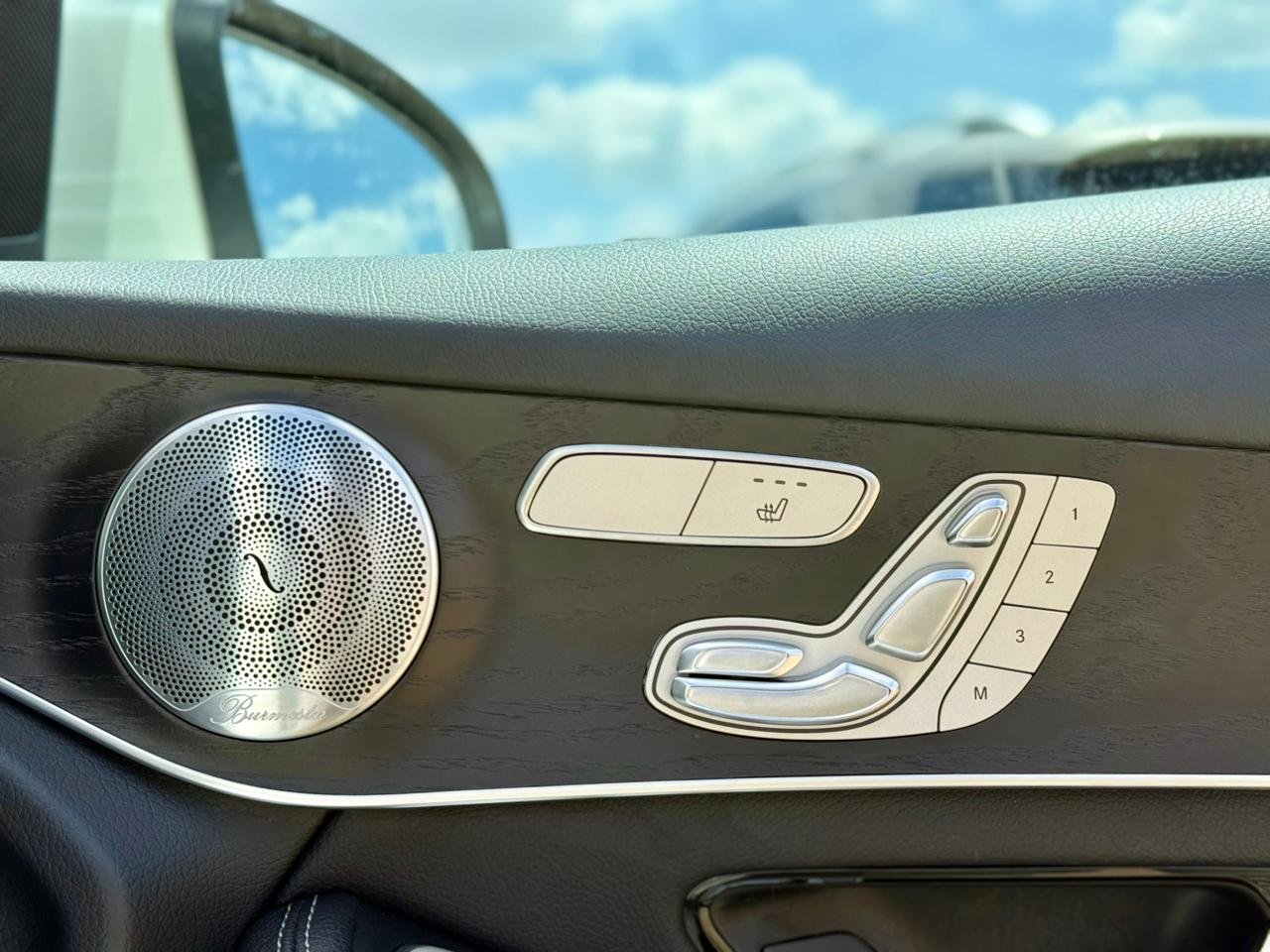 MERCEDES BENZ GLC 250 4MATIC thumbnail 12