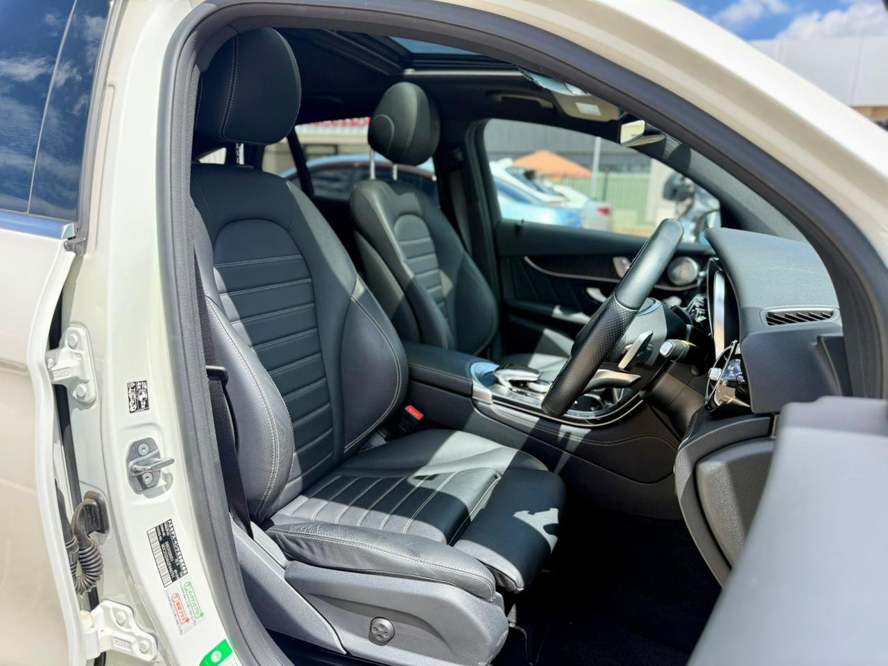 MERCEDES BENZ GLC 250 4MATIC thumbnail 7