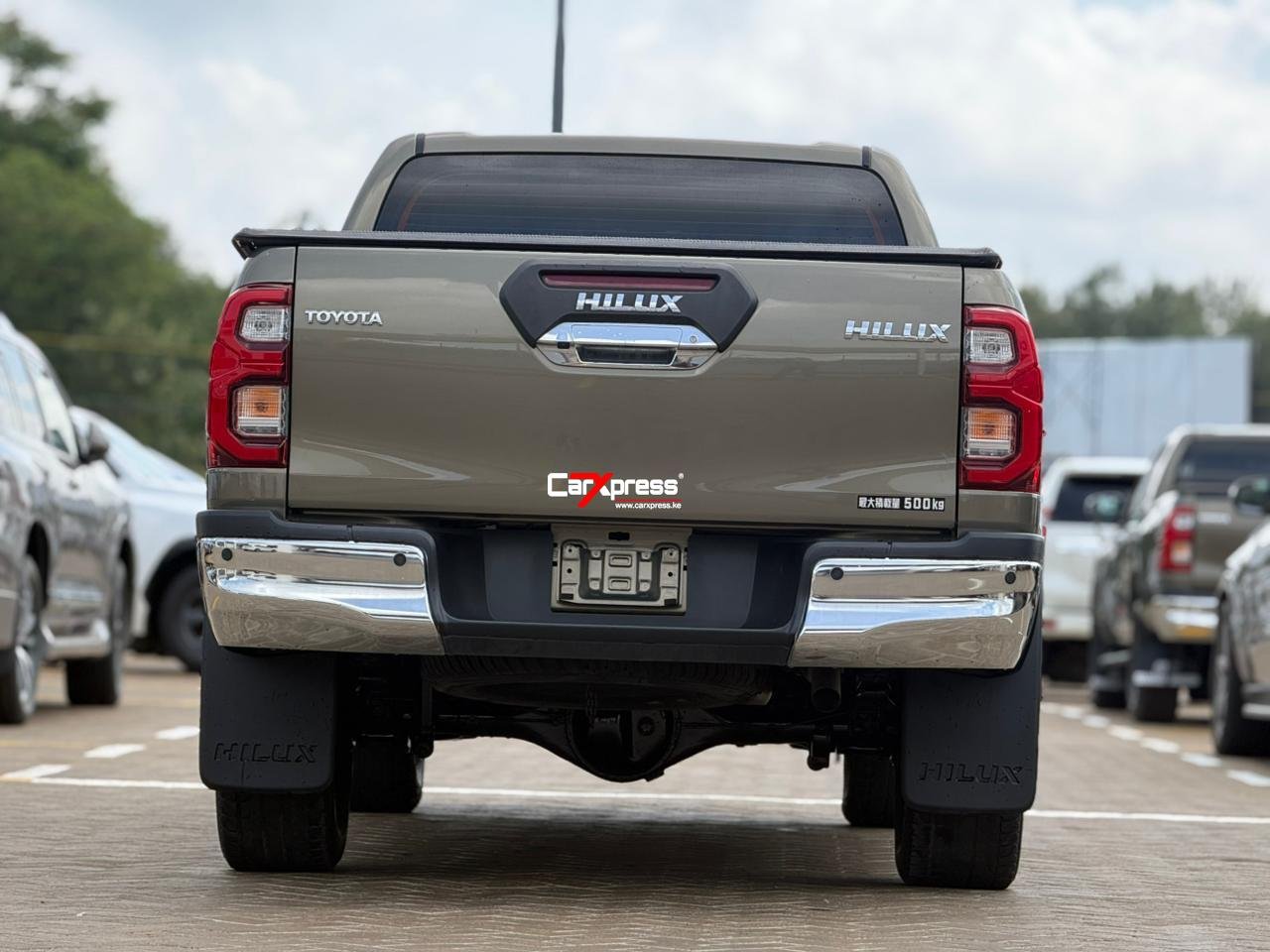 TOYOTA HILUX DOUBLE CAB thumbnail 4