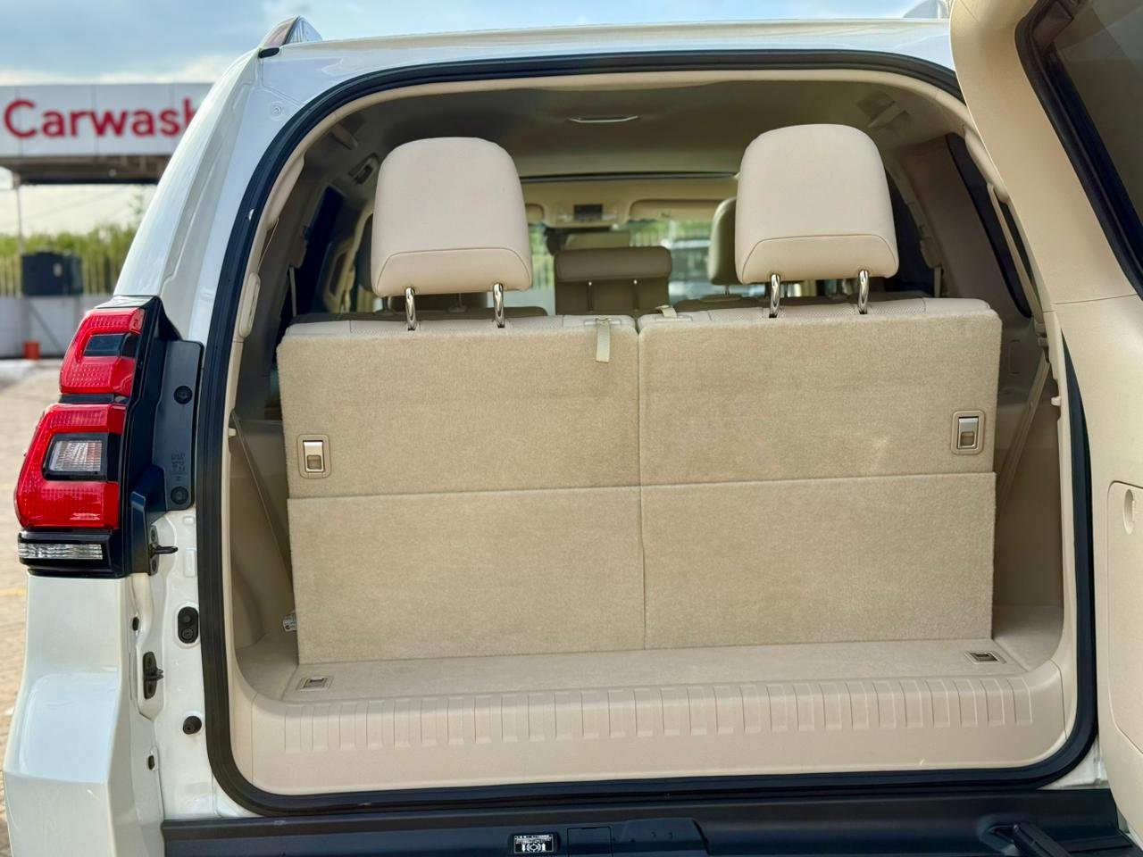 TOYOTA LAND CRUISER PRADO TXL thumbnail 14