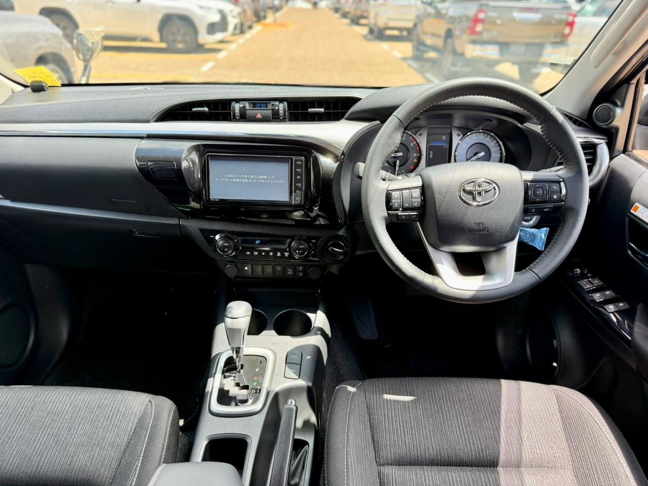 TOYOTA HILUX DOUBLE CAB thumbnail 8