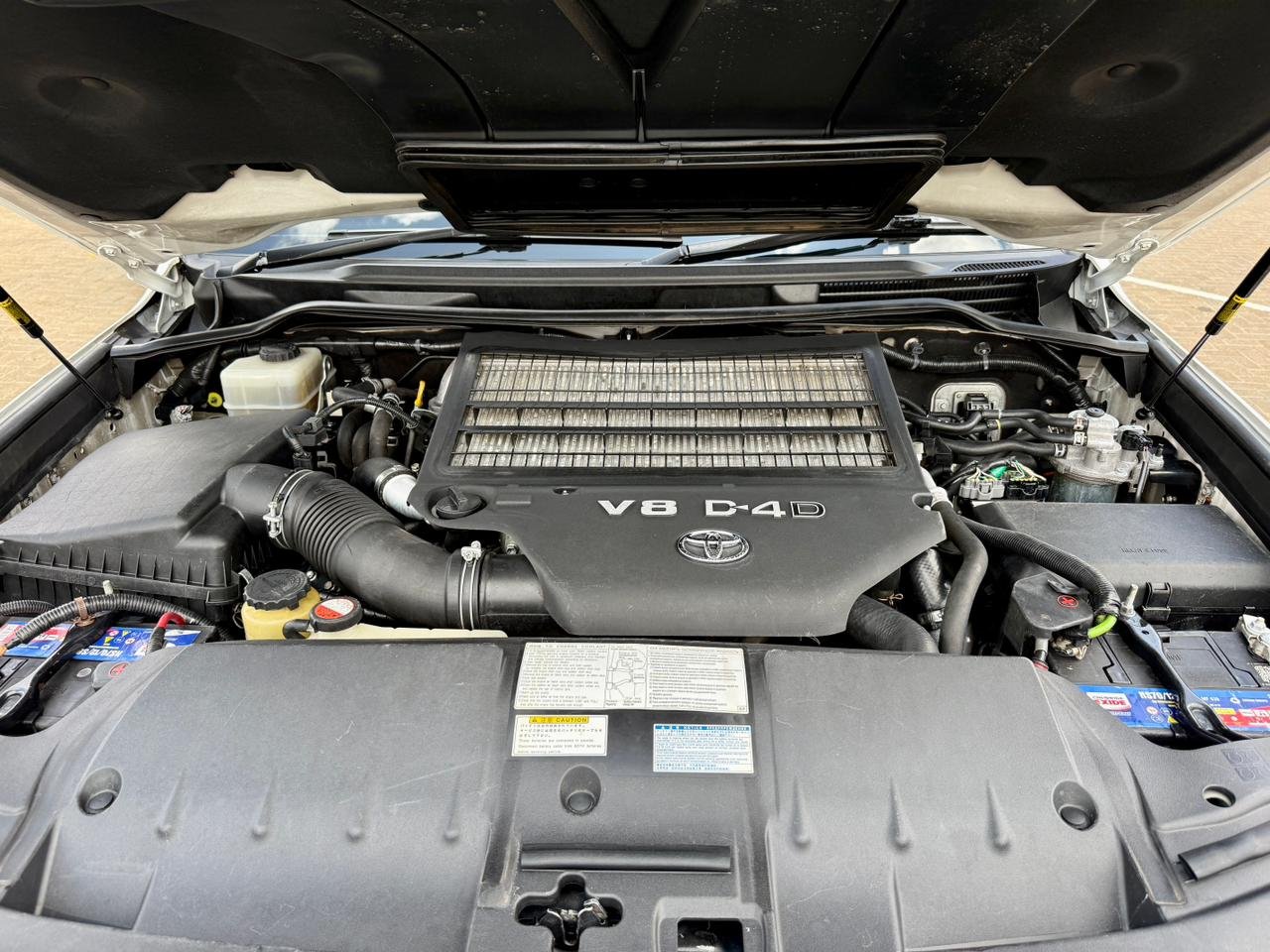 TOYOTA LANDCRUISER VX V8 thumbnail 16