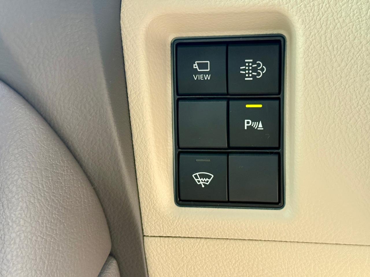 TOYOTA LAND CRUISER PRADO TZG thumbnail 12