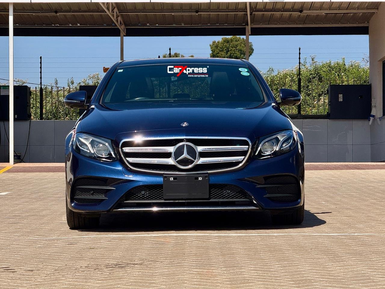 MERCEDES BENZ E200 W213 thumbnail 3