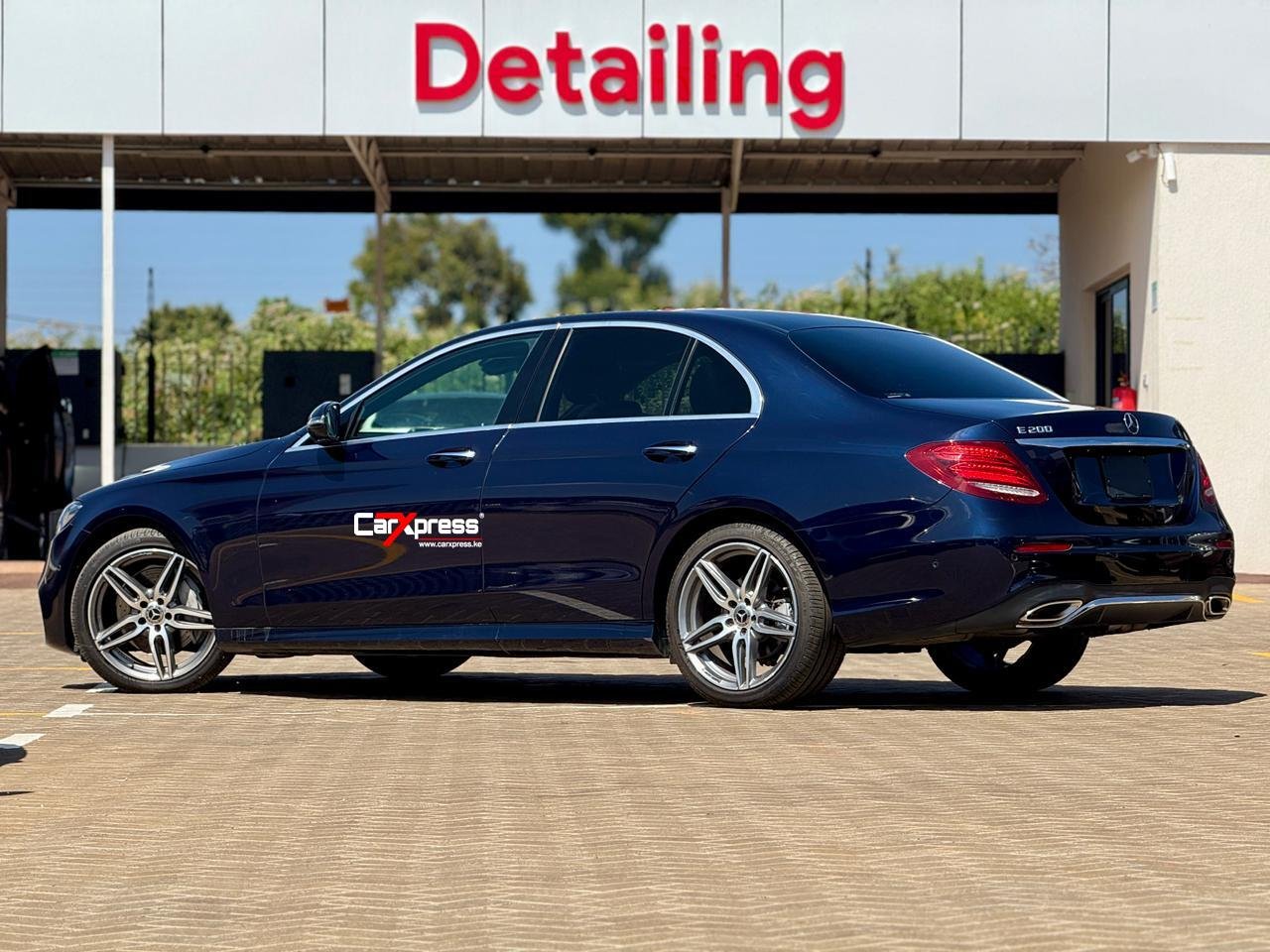 MERCEDES BENZ E200 W213 thumbnail 2