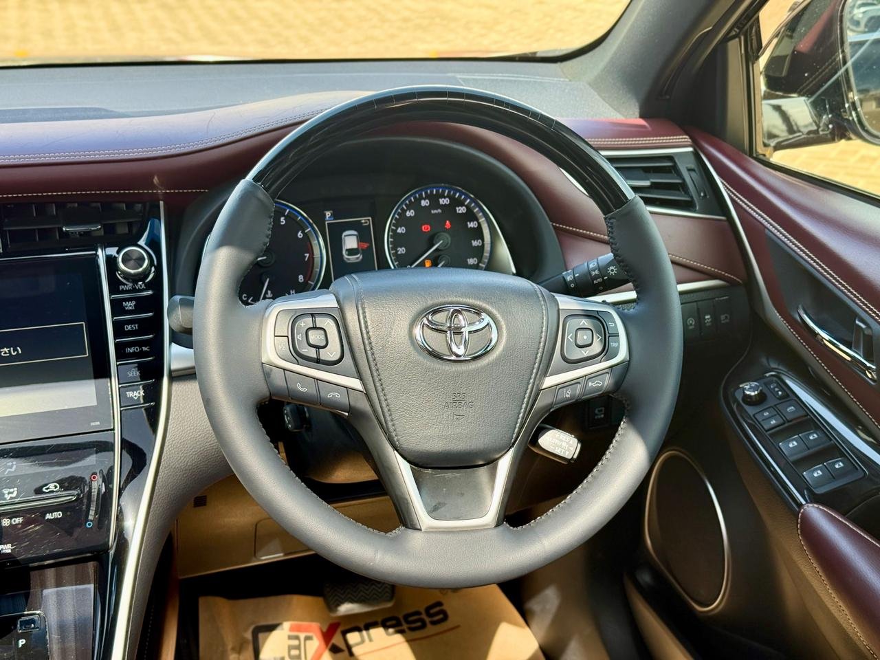 TOYOTA HARRIER PROGRESS thumbnail 10