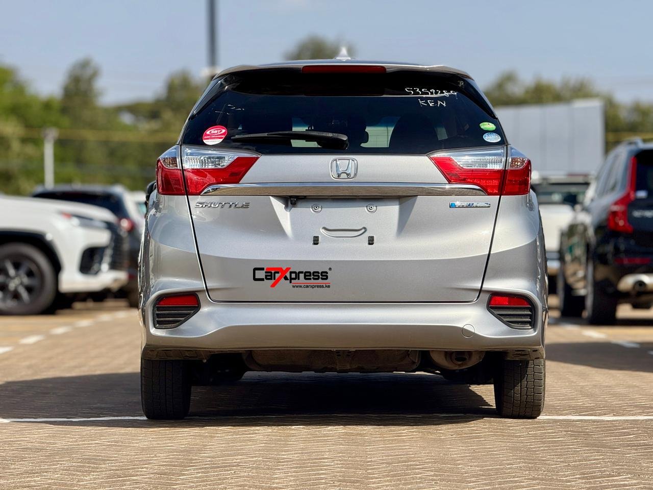 HONDA FIT SHUTTLE thumbnail 4