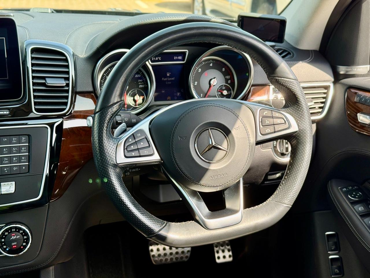 MERCEDES BENZ GLS 350d 4MATIC thumbnail 13